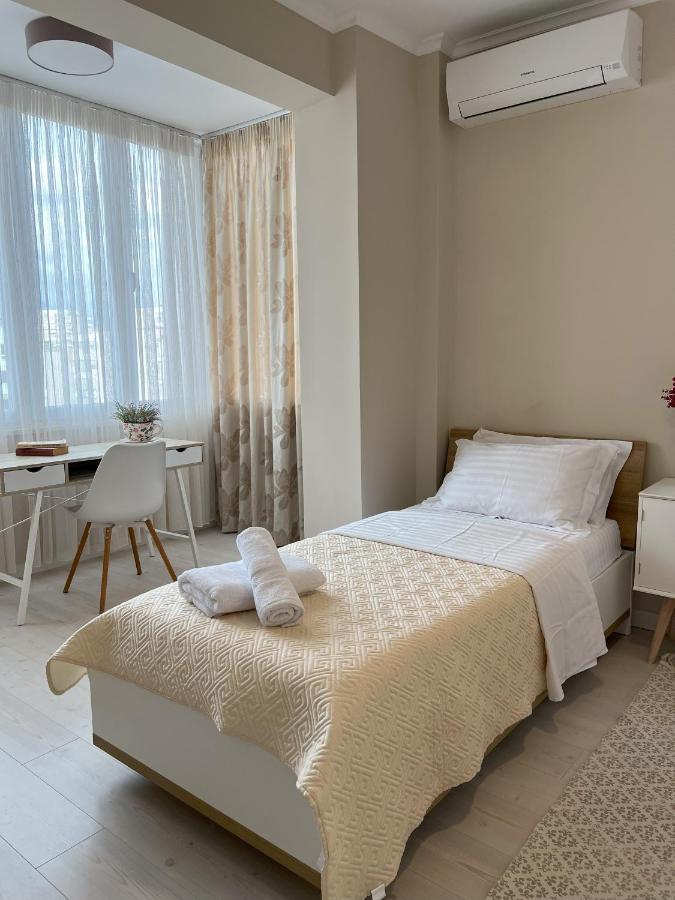 Grand New Bazaar Apartament Tirana
